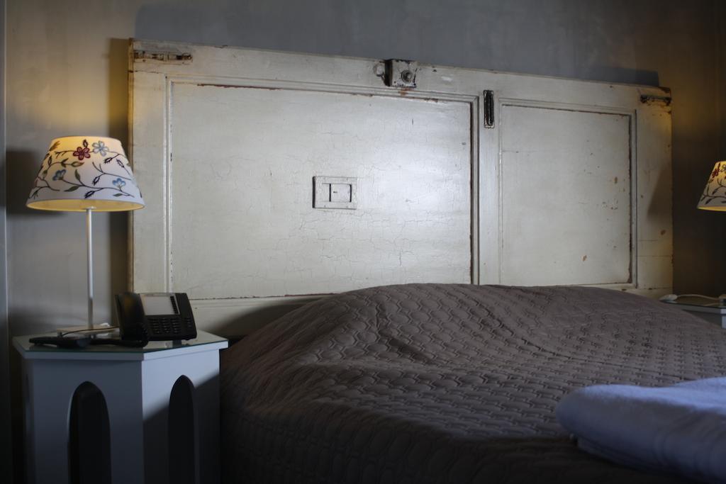 N1 Hostel Apartments And Suites Santarém Habitación foto